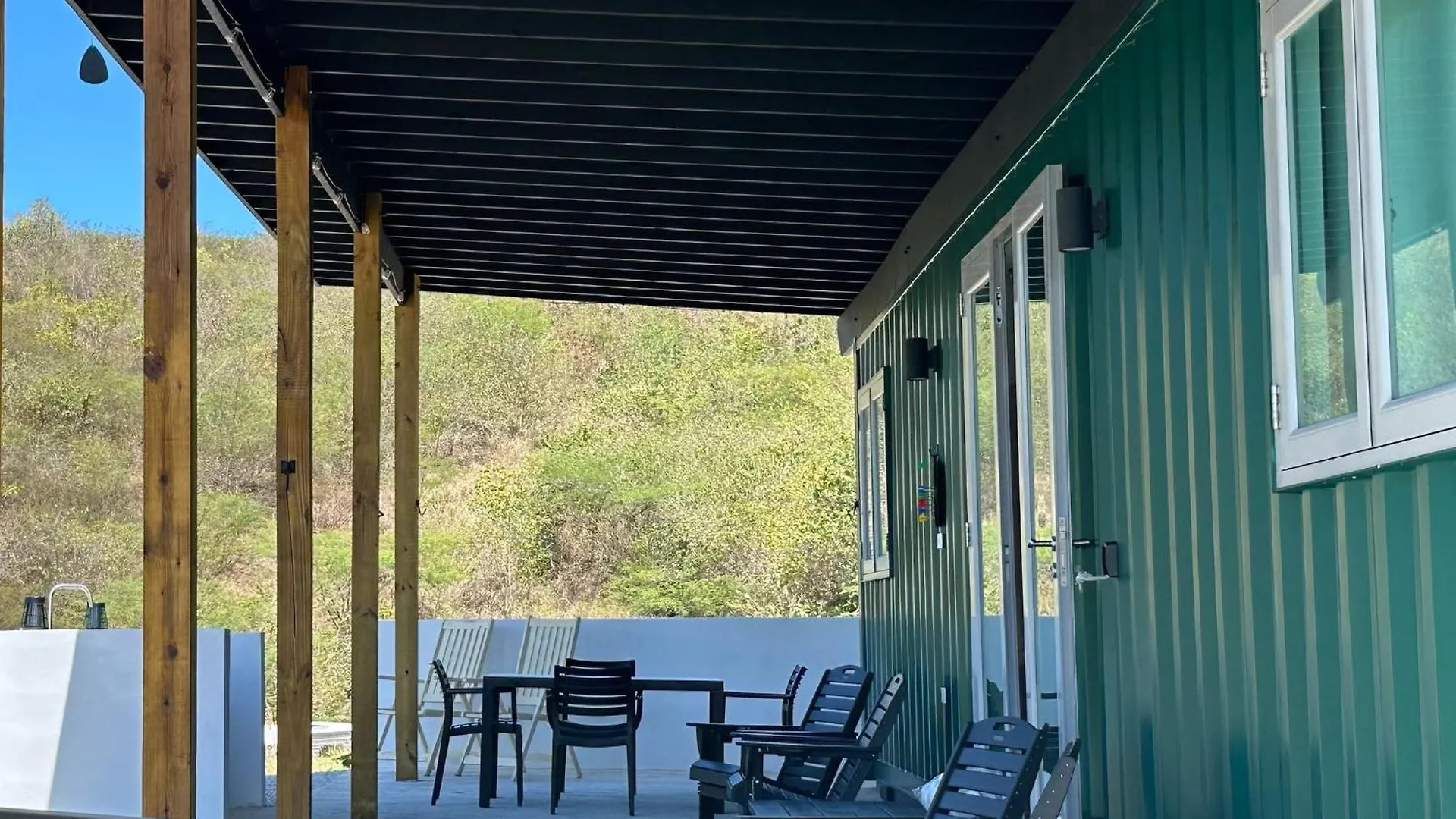 The Hangover Block Isla Culebra 0*,